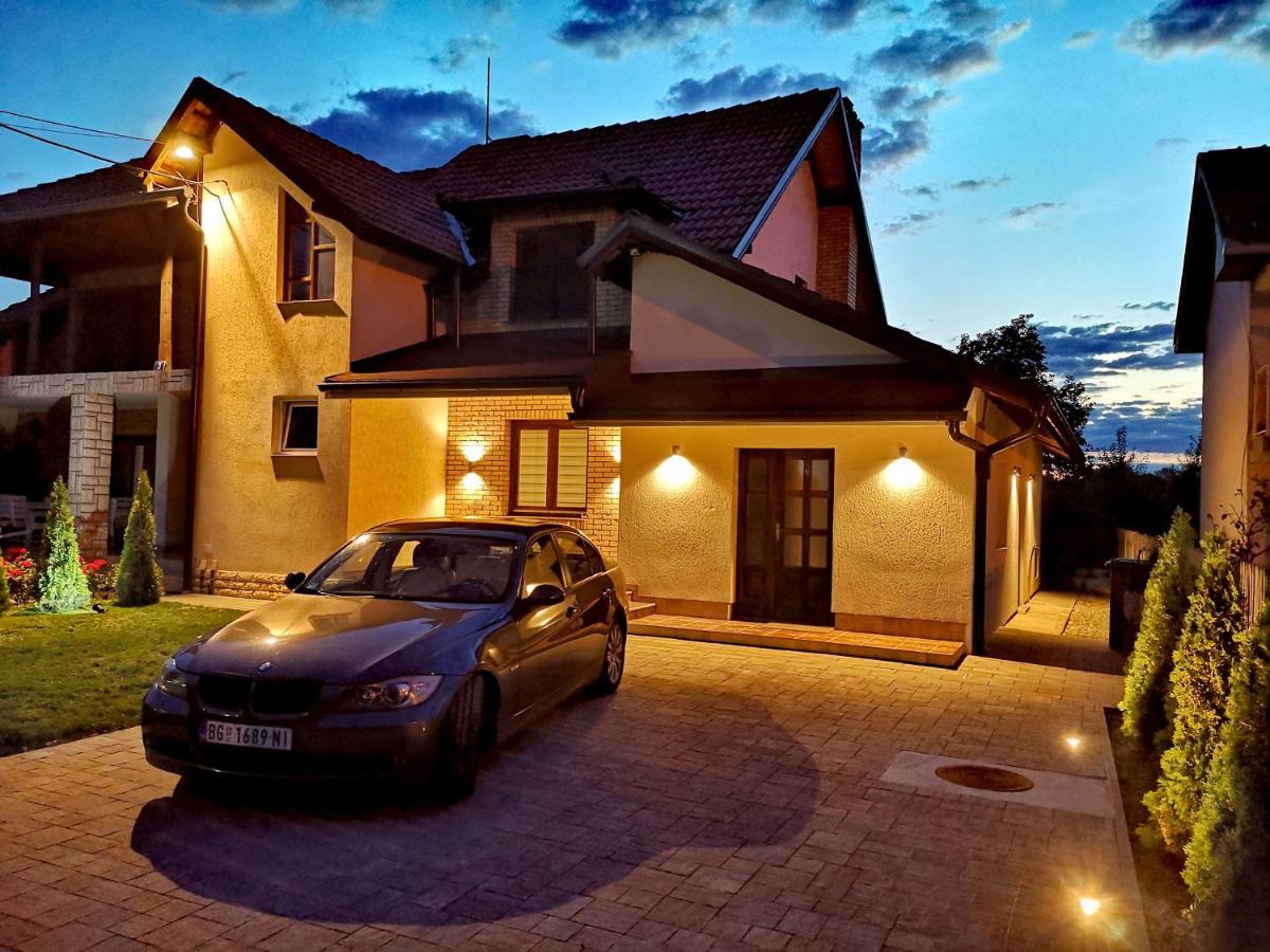 Apartman Villa Cacak Čačak Exterior foto