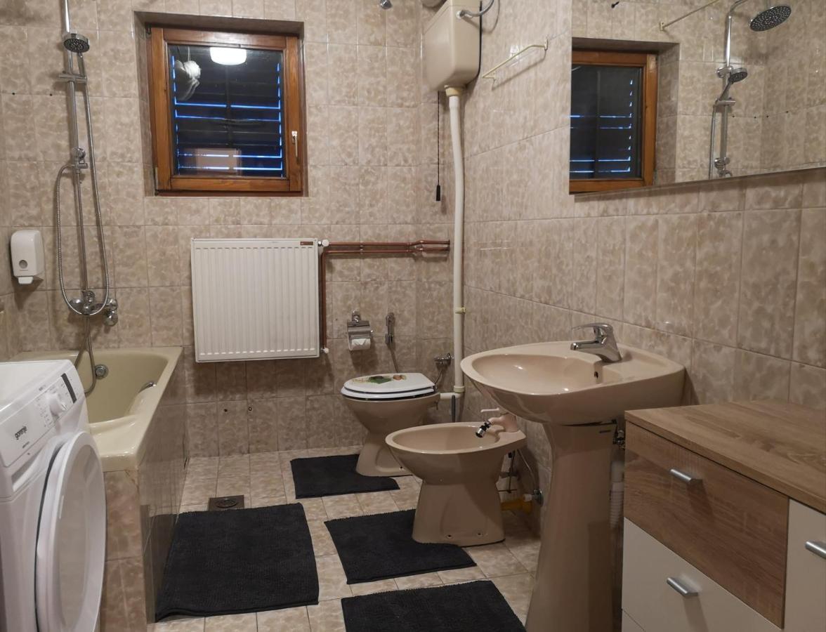 Apartman Villa Cacak Čačak Exterior foto
